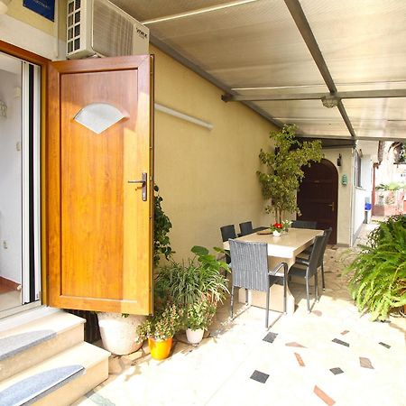 Apartments Fuma 161 ロヴィニ エクステリア 写真